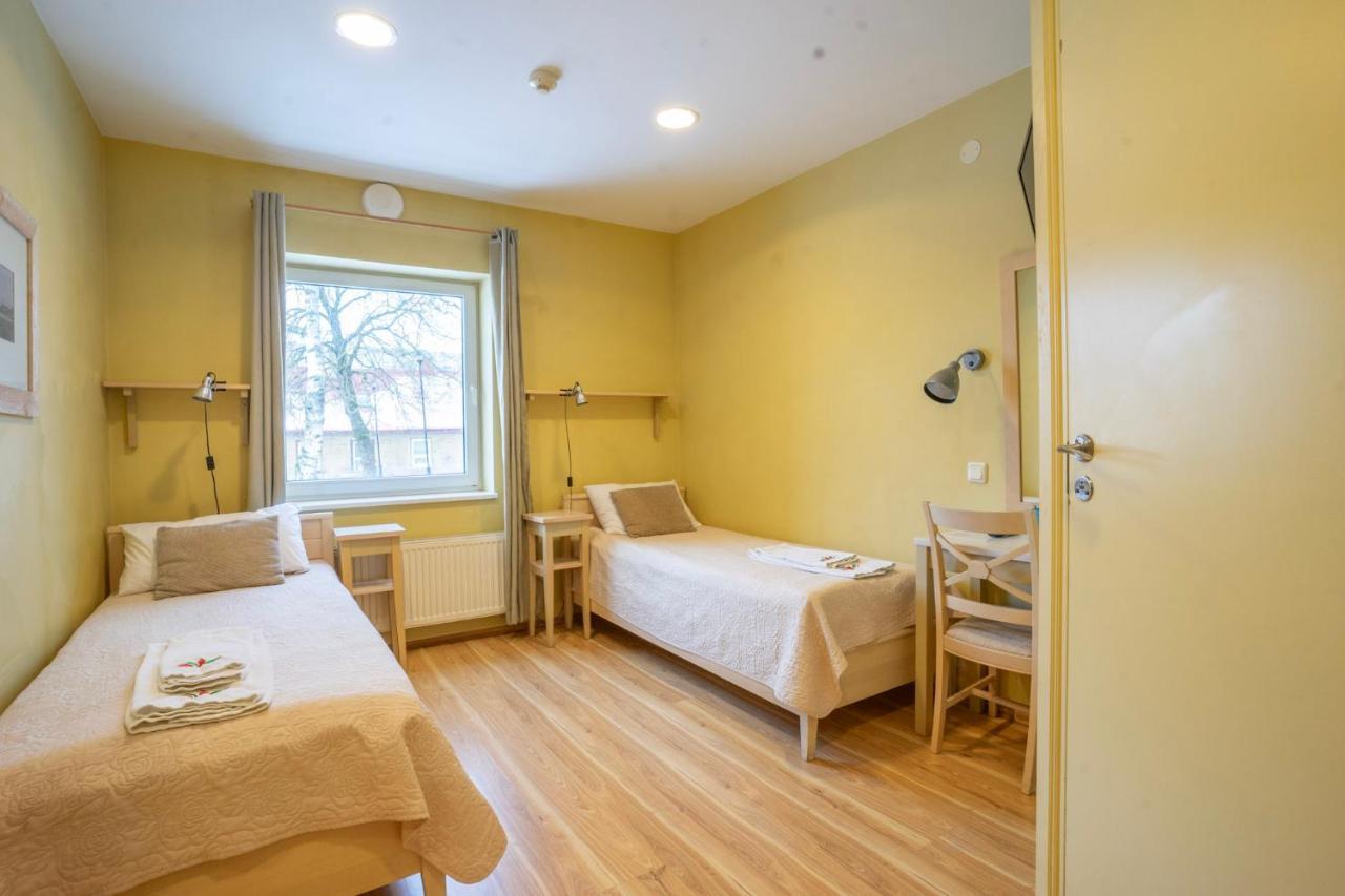 Kongo Hotel Haapsalu Luaran gambar