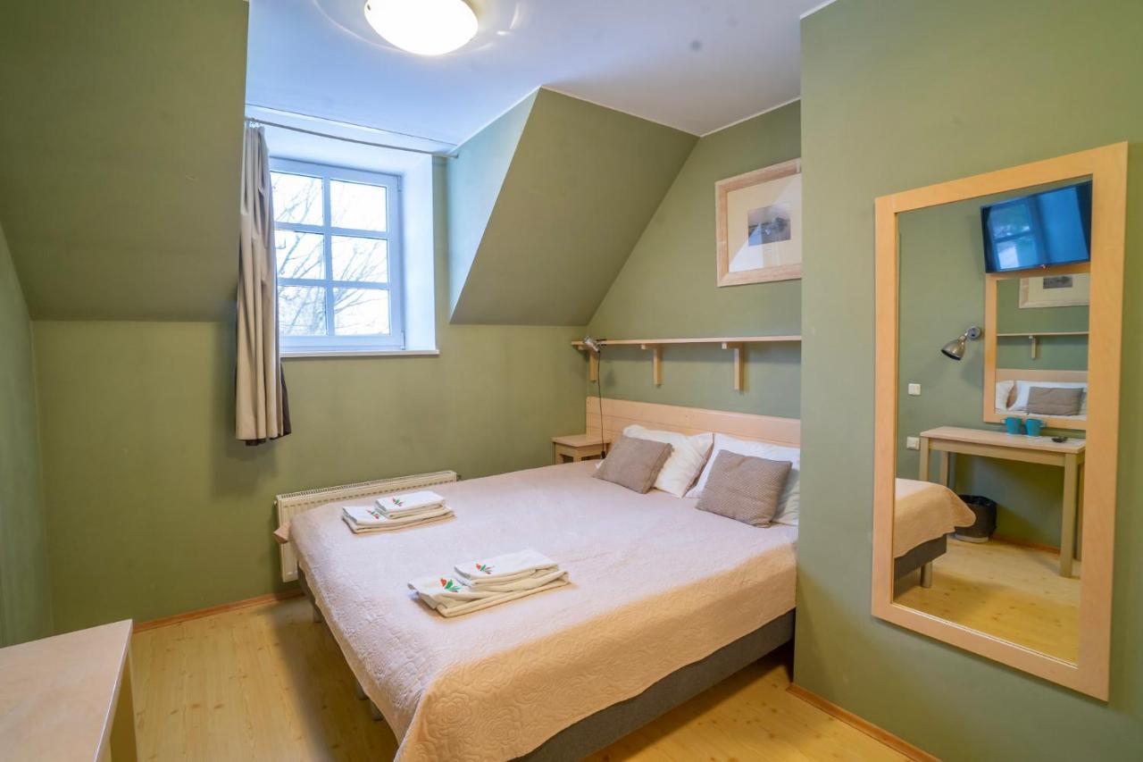 Kongo Hotel Haapsalu Luaran gambar