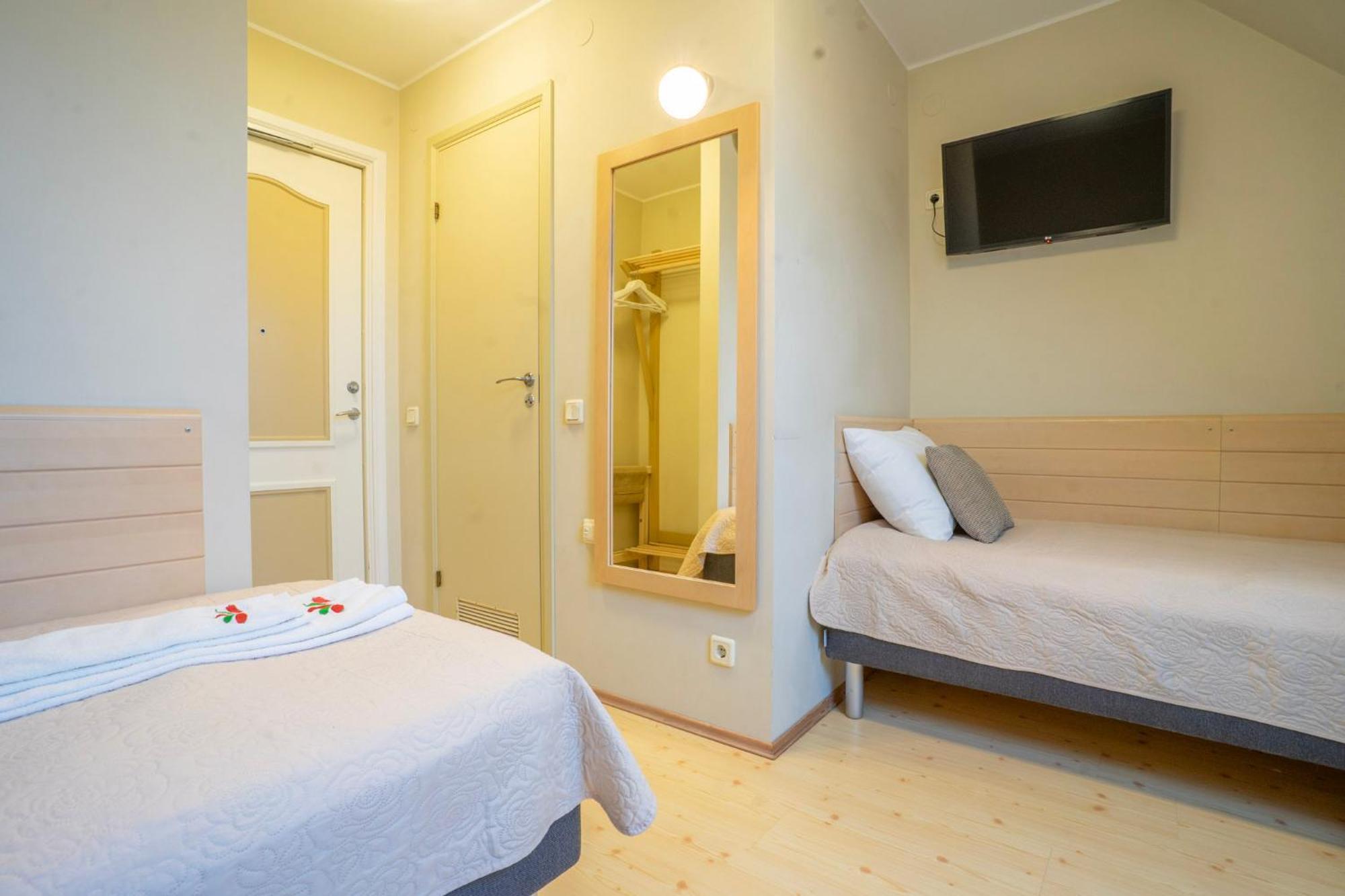 Kongo Hotel Haapsalu Luaran gambar