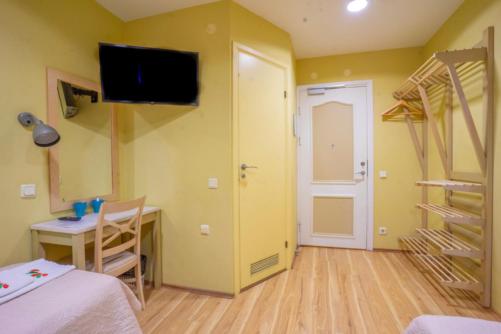 Kongo Hotel Haapsalu Luaran gambar