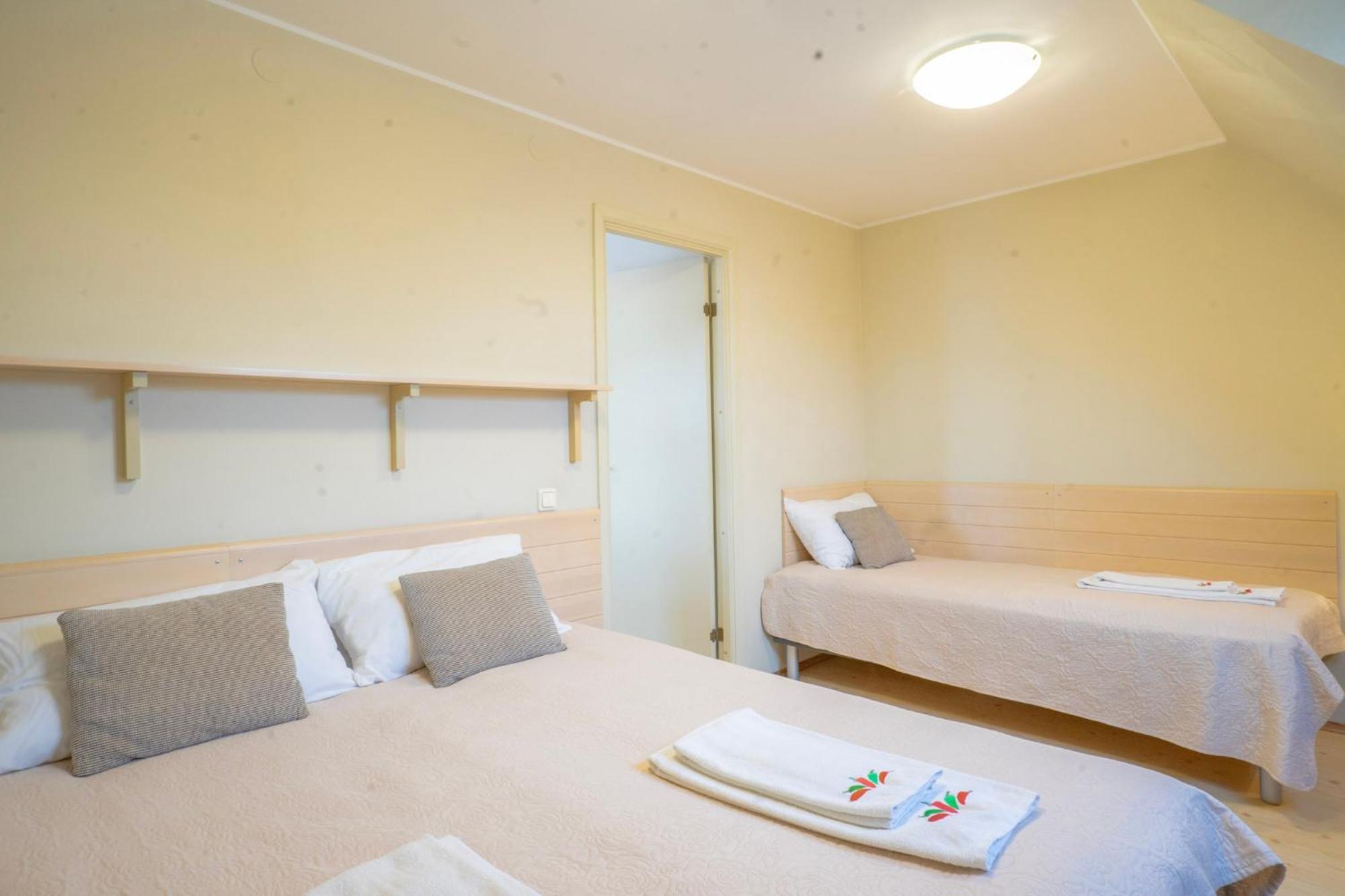 Kongo Hotel Haapsalu Luaran gambar