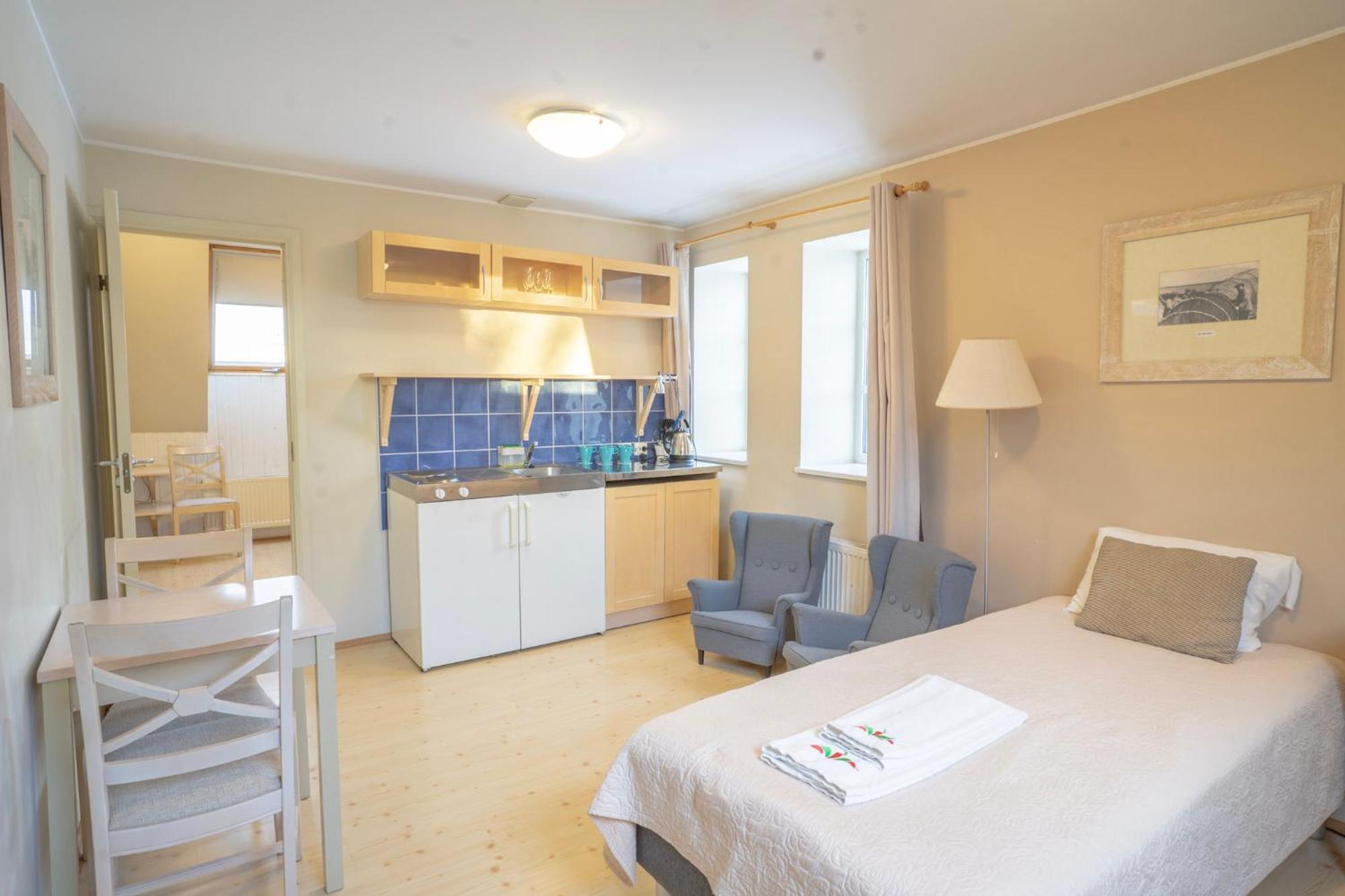 Kongo Hotel Haapsalu Luaran gambar